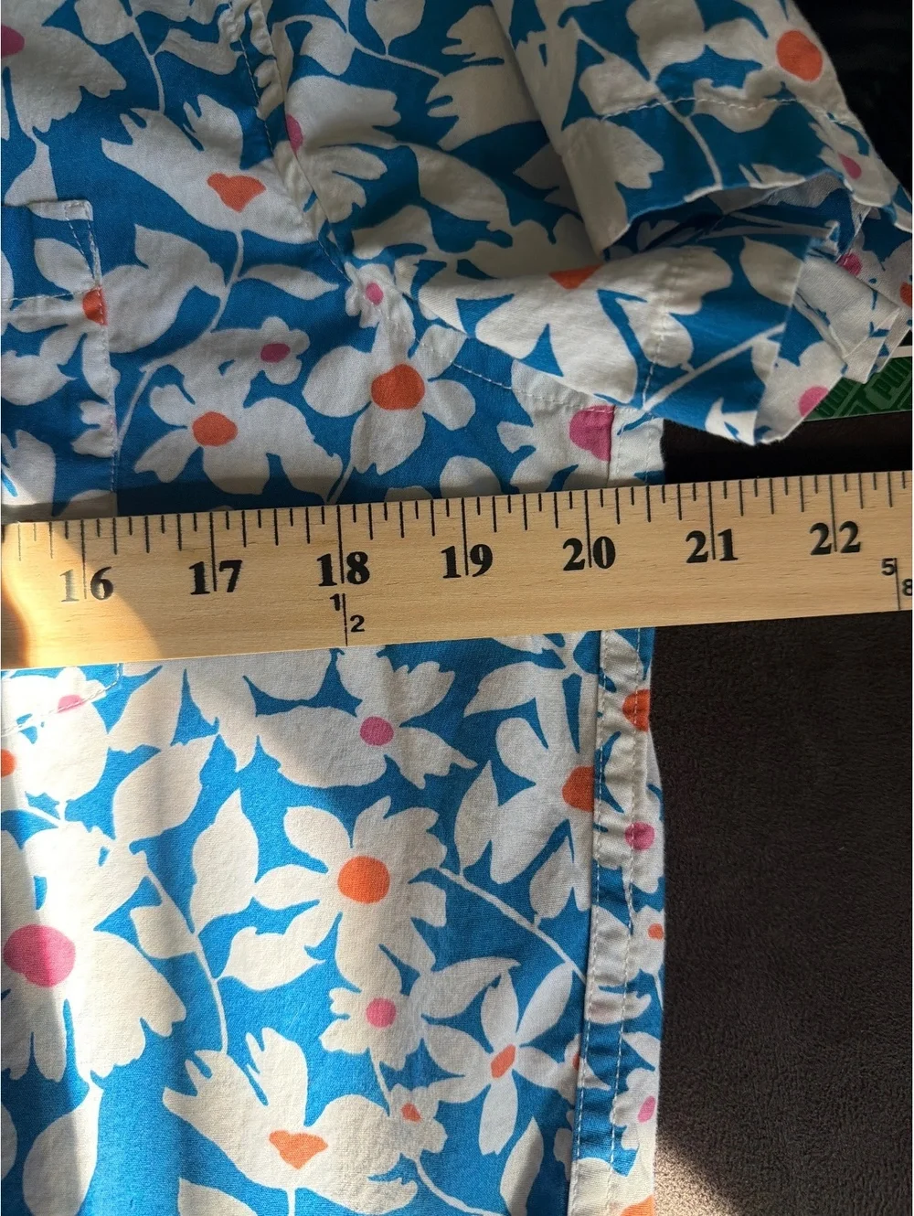 J.Crew Flex Washed Blue Floral Short Sleeve Button-Up Shirt Medium